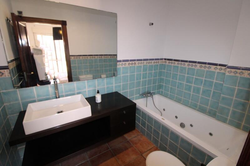 3 bedroom Townhouse for sale