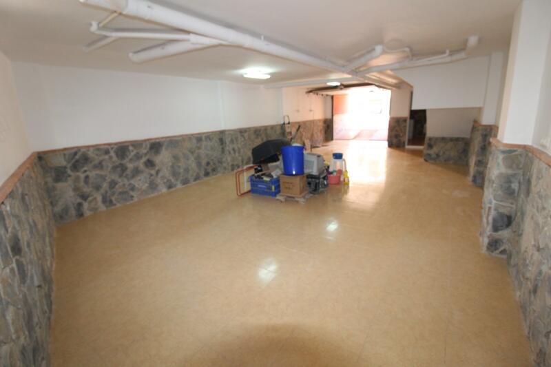 3 bedroom Townhouse for sale