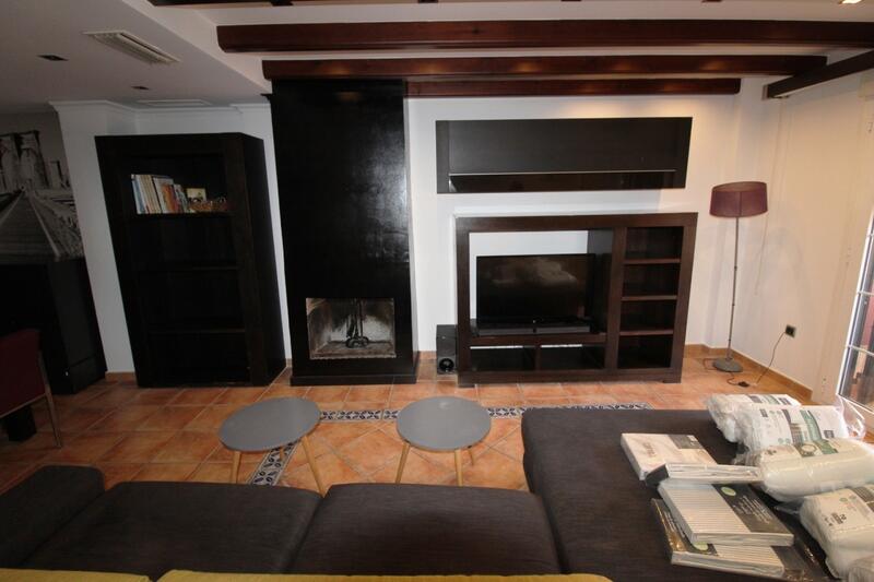 3 bedroom Townhouse for sale