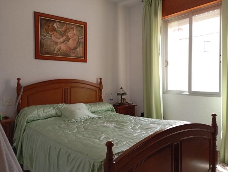 4 bedroom Townhouse for sale