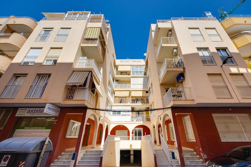1 bedroom Apartment for sale