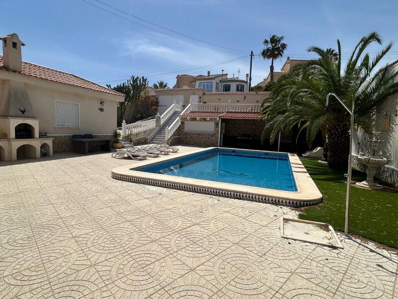 3 bedroom Villa for sale