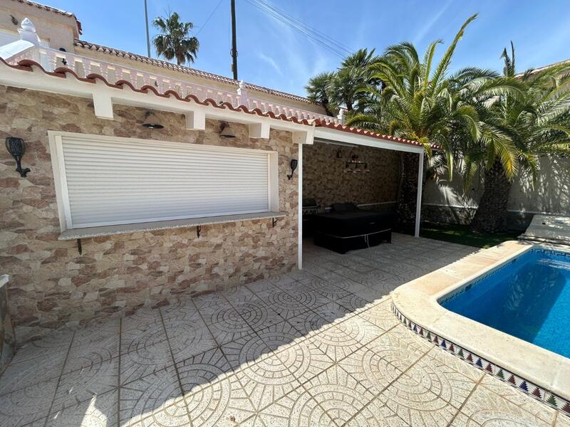 3 bedroom Villa for sale