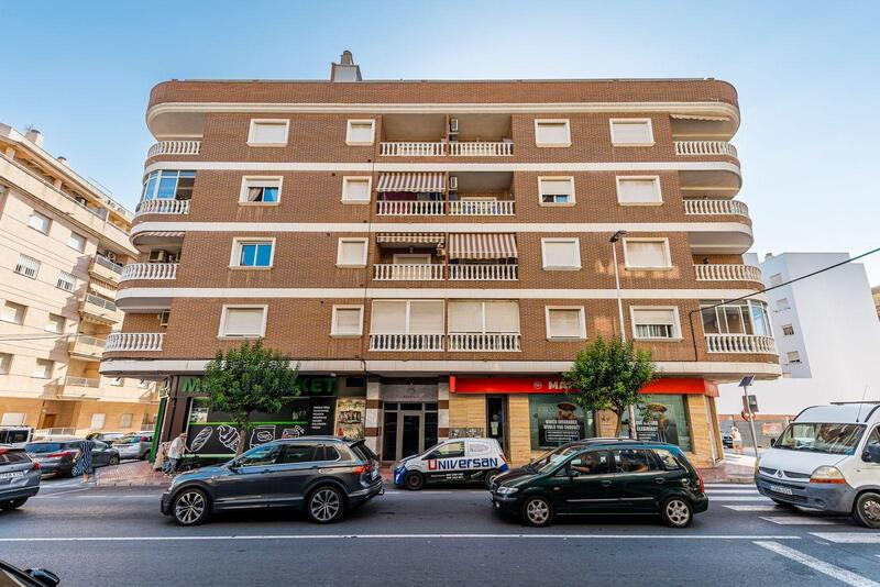 Leilighet til salgs i Torrevieja, Alicante