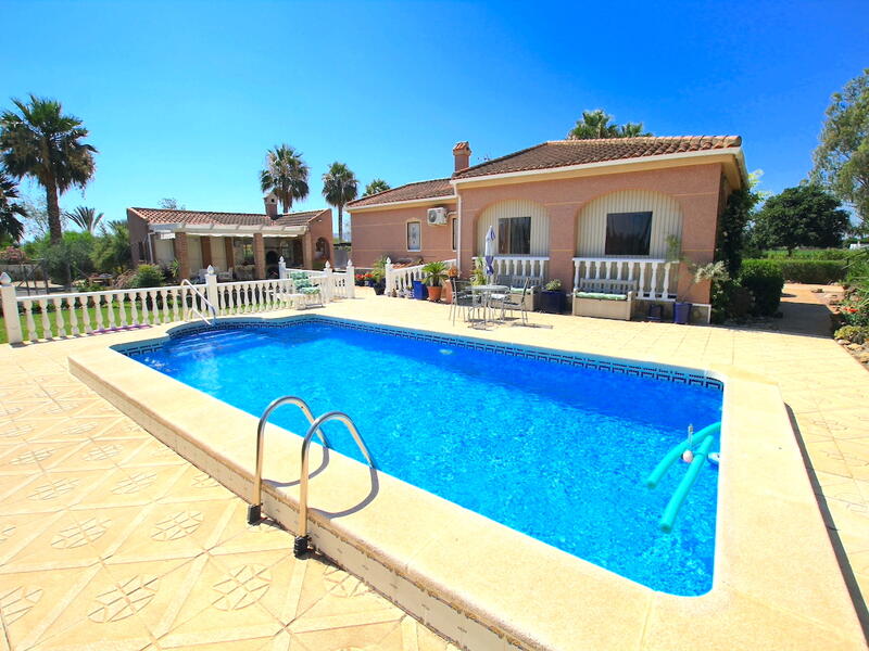 3 bedroom Country House for sale