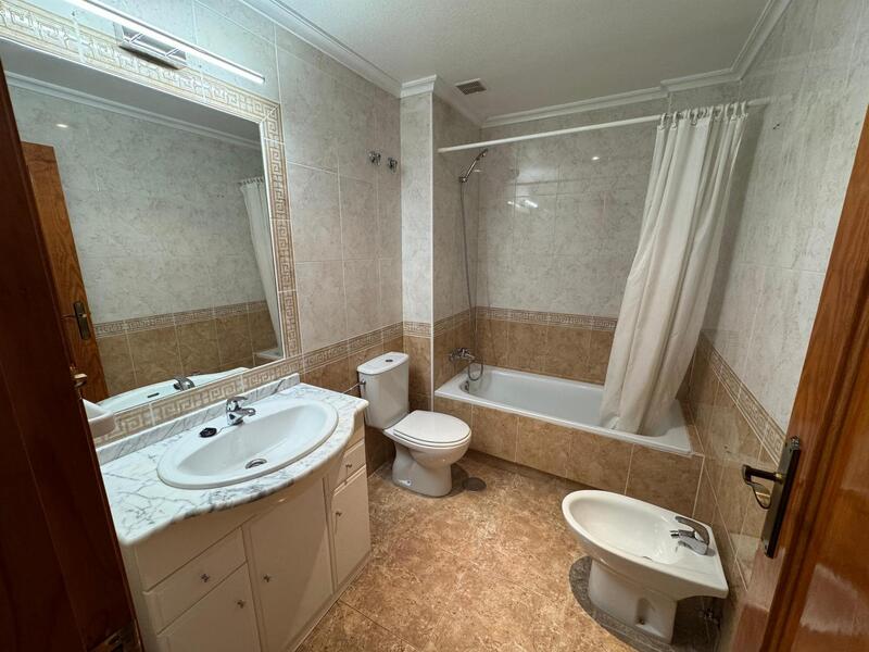 2 bedroom Country House for sale