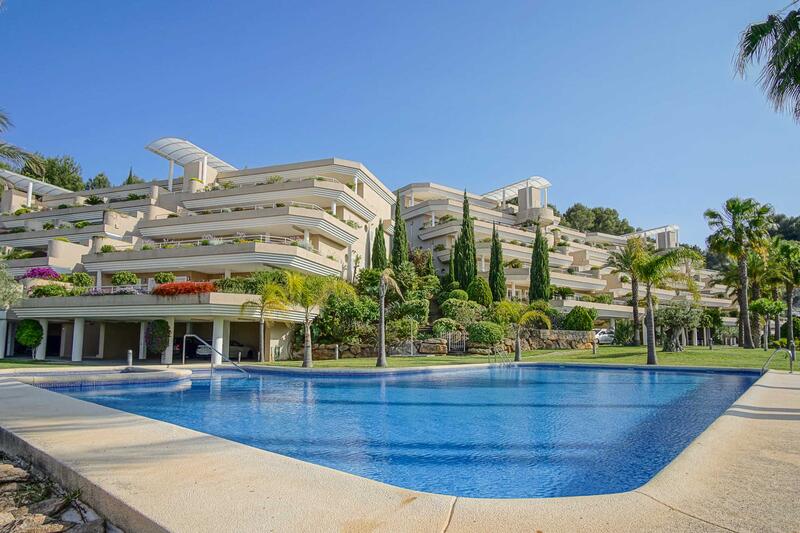3 bedroom Apartment for sale