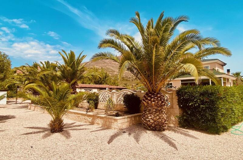 4 bedroom Villa for sale