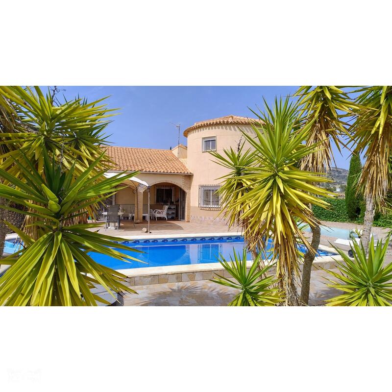 4 bedroom Villa for sale
