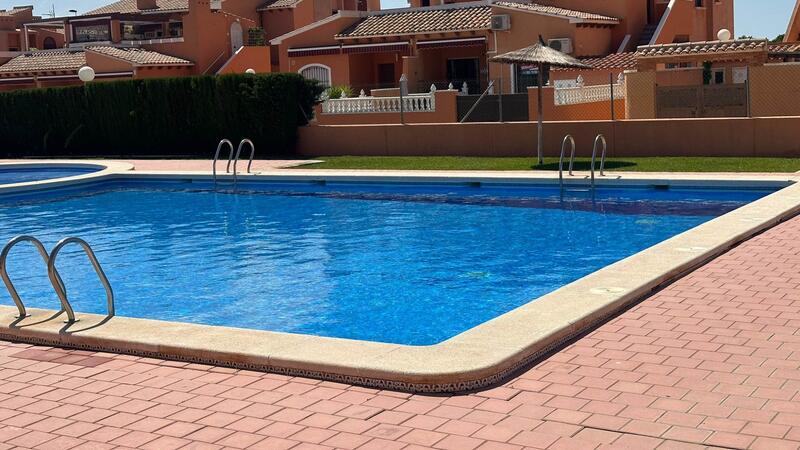 3 soverom Leilighet til salgs i Torrevieja, Alicante