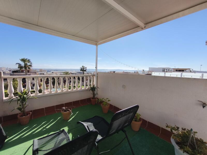 2 soverom Villa til salgs i Torrevieja, Alicante