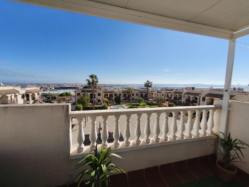 2 soverom Villa til salgs i Torrevieja, Alicante