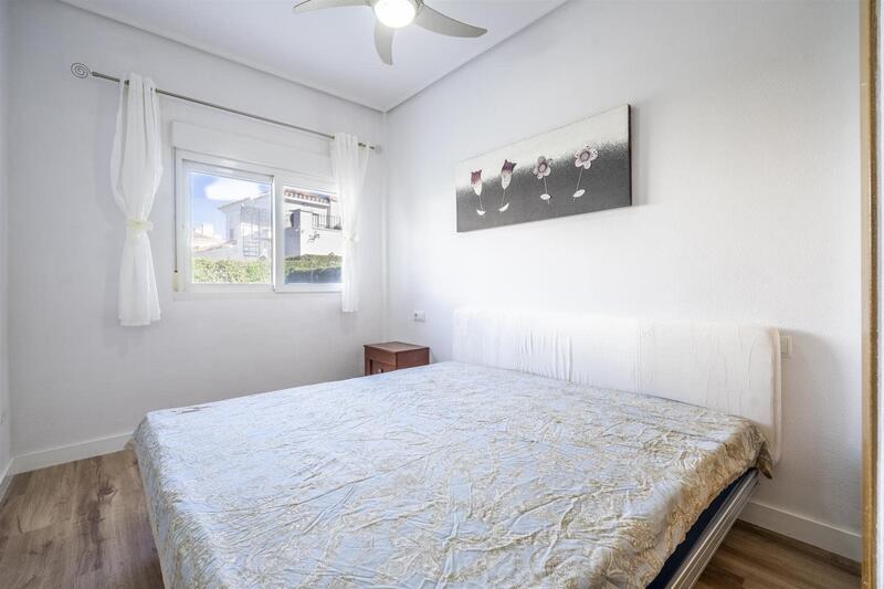 2 Schlafzimmer Villa zu verkaufen
