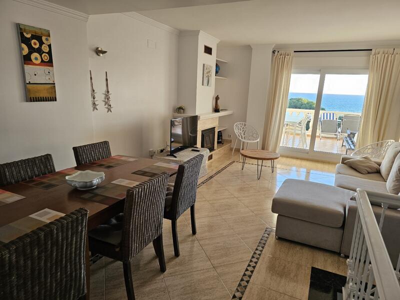 3 bedroom Apartment for sale