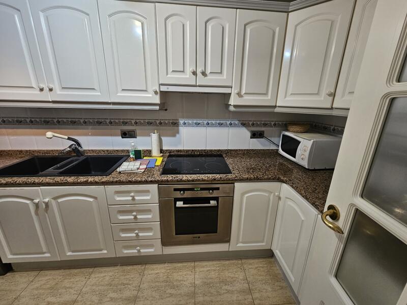 3 bedroom Apartment for sale