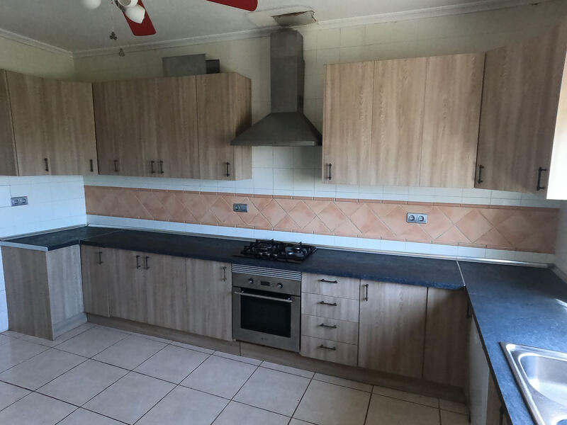4 bedroom Villa for sale