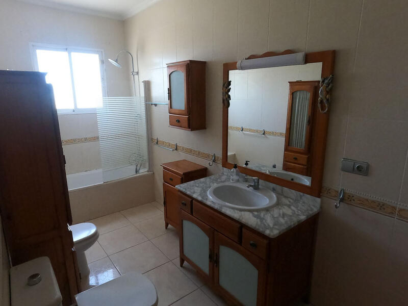 4 bedroom Villa for sale