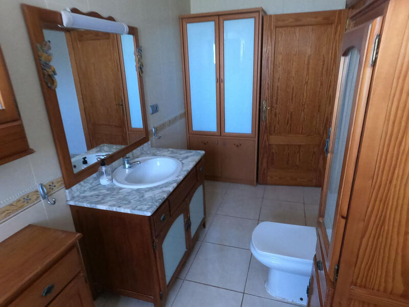 4 bedroom Villa for sale