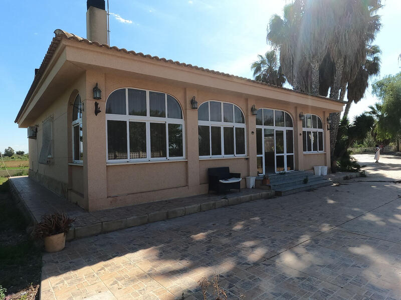 4 bedroom Villa for sale