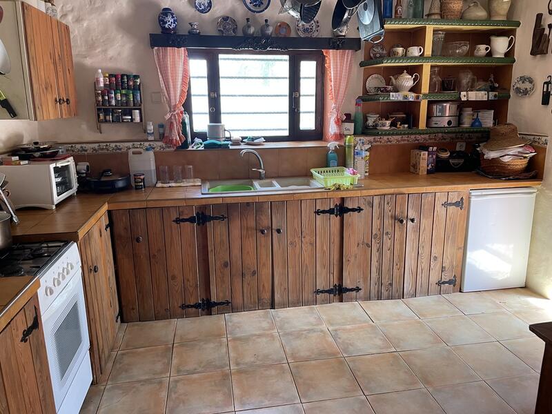 4 bedroom Country House for sale