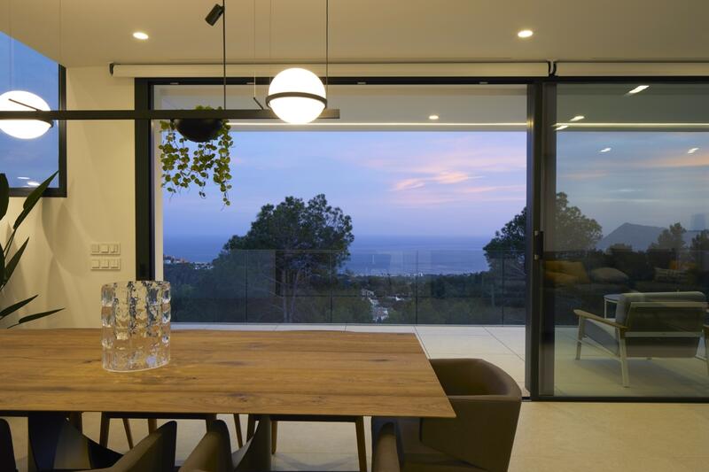4 bedroom Apartment for sale