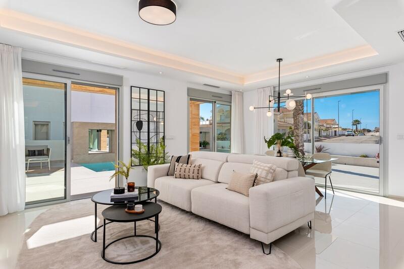 4 bedroom Apartment for sale 4 bedroom Apartment for sale