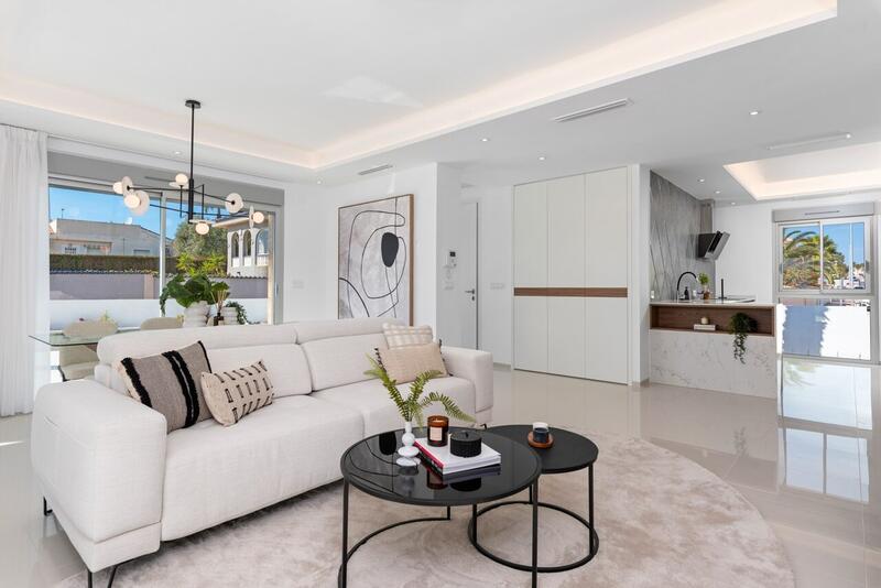 4 bedroom Apartment for sale 4 bedroom Apartment for sale