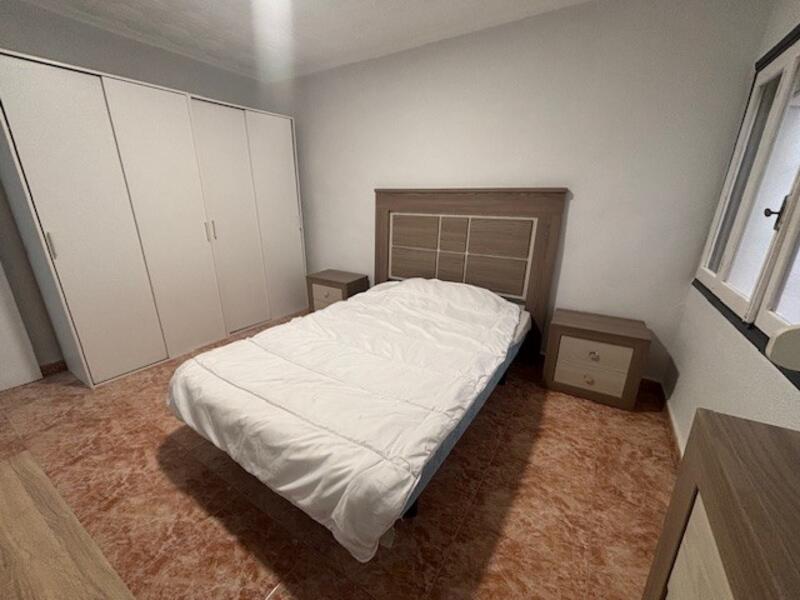3 slaapkamer Appartement voor lange termijn huur 3 slaapkamer Appartement voor lange termijn huur