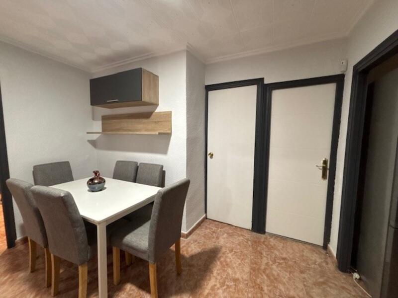 3 slaapkamer Appartement voor lange termijn huur 3 slaapkamer Appartement voor lange termijn huur