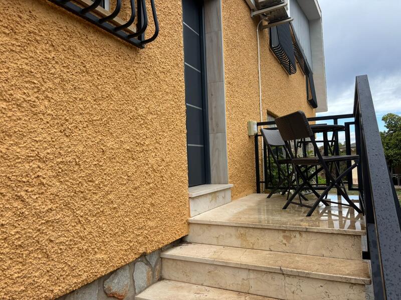 6 bedroom Villa for sale