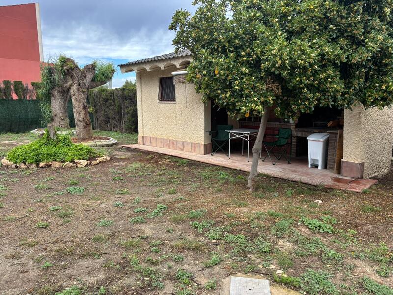 6 bedroom Villa for sale