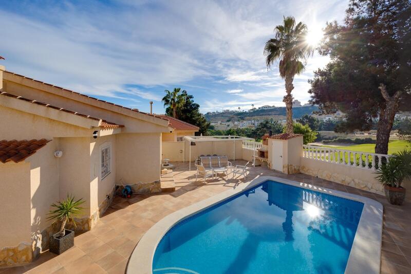 Villa til salg i Ciudad Quesada, Alicante