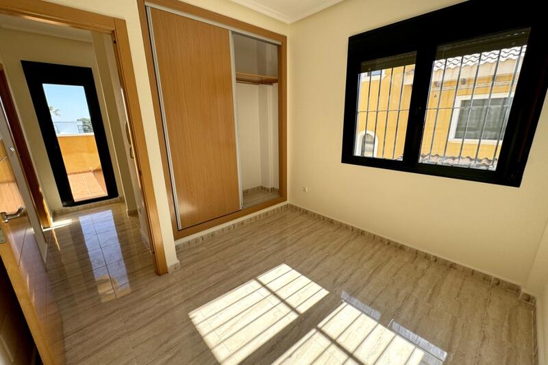 3 chambre Villa à vendre 3 chambre Villa à vendre