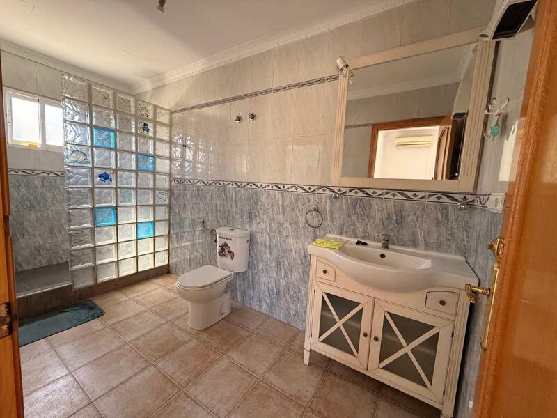 3 bedroom Villa for sale 3 bedroom Villa for sale