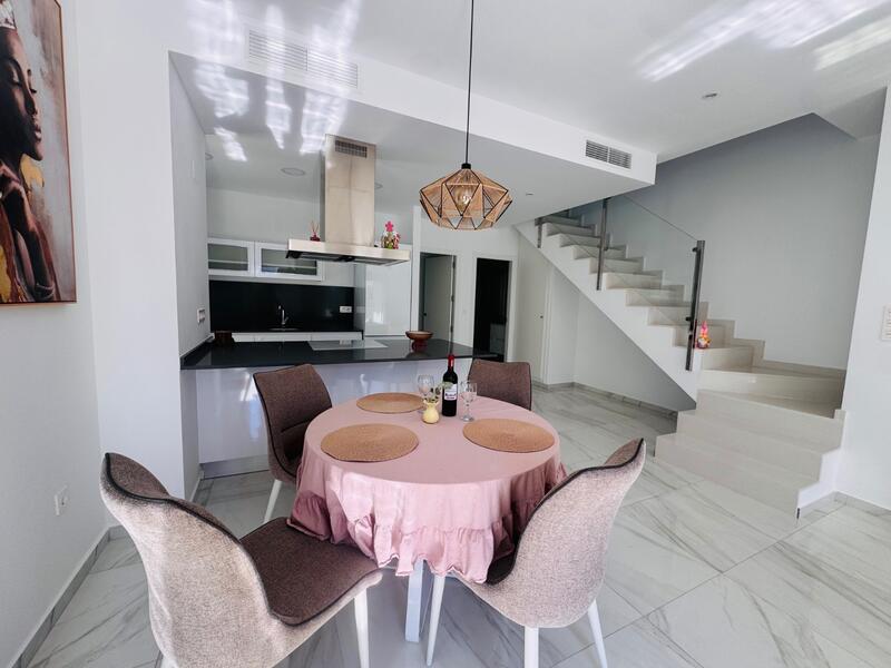3 Cuarto Villa en venta