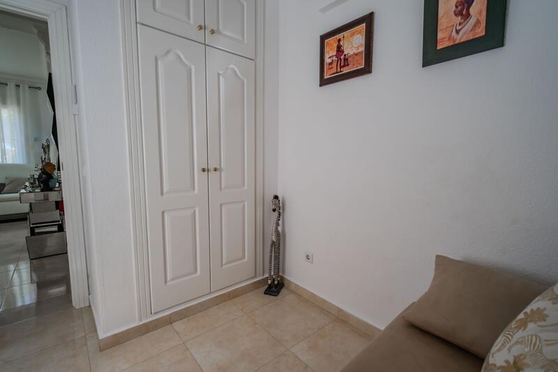 2 slaapkamer Villa Te koop 2 slaapkamer Villa Te koop