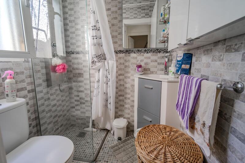 2 slaapkamer Villa Te koop 2 slaapkamer Villa Te koop