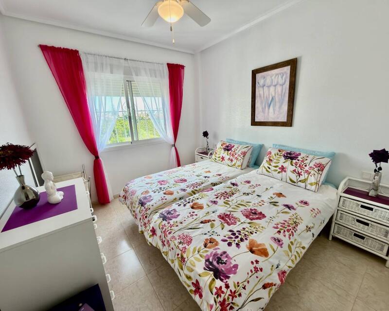 2 slaapkamer Appartement Te koop 2 slaapkamer Appartement Te koop