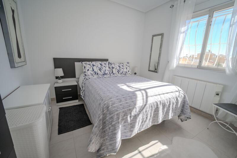 2 Schlafzimmer Stadthaus zu verkaufen