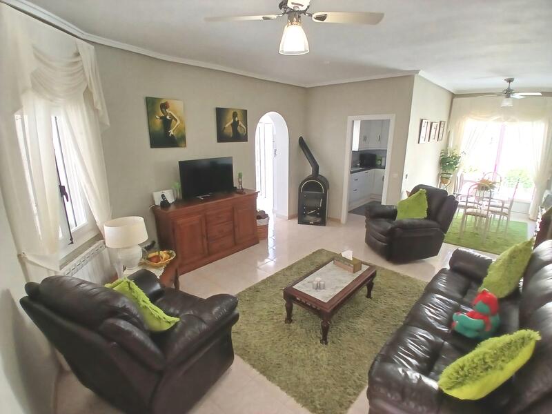 3 Schlafzimmer Villa zu verkaufen 3 Schlafzimmer Villa zu verkaufen