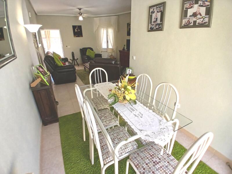 3 Schlafzimmer Villa zu verkaufen 3 Schlafzimmer Villa zu verkaufen