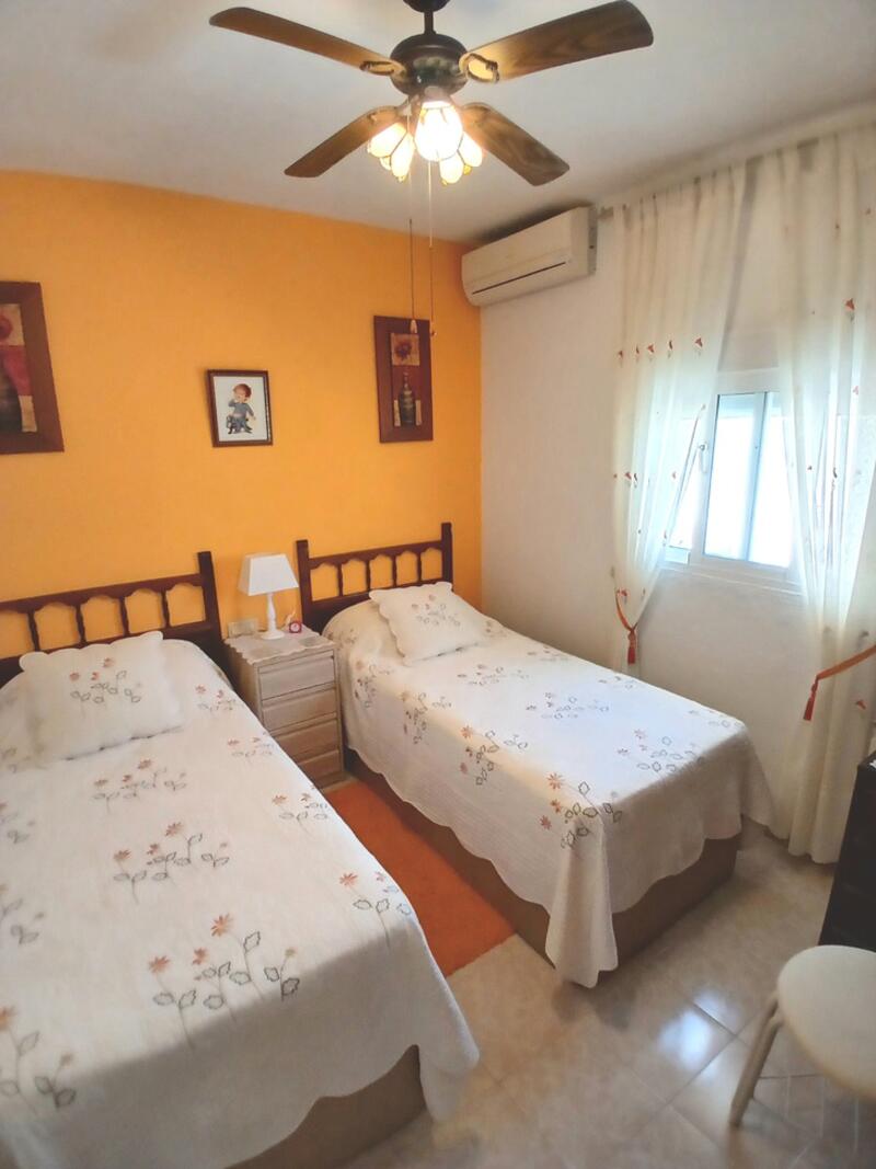 3 Schlafzimmer Villa zu verkaufen 3 Schlafzimmer Villa zu verkaufen