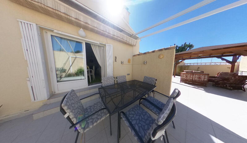 3 Schlafzimmer Villa zu verkaufen 3 Schlafzimmer Villa zu verkaufen