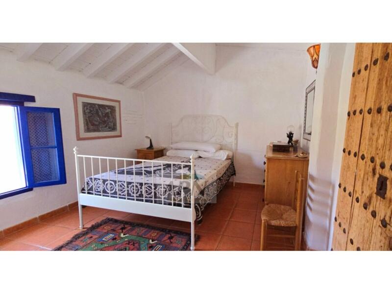 5 bedroom Country House for sale 5 bedroom Country House for sale