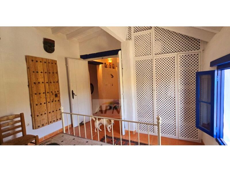 5 bedroom Country House for sale 5 bedroom Country House for sale