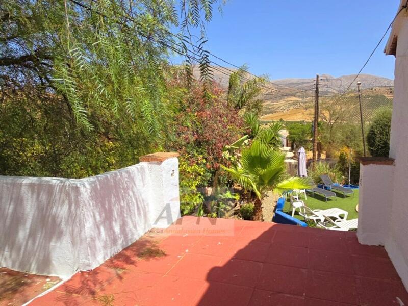5 bedroom Country House for sale 5 bedroom Country House for sale