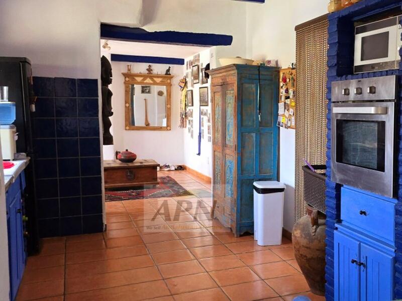 5 bedroom Country House for sale 5 bedroom Country House for sale