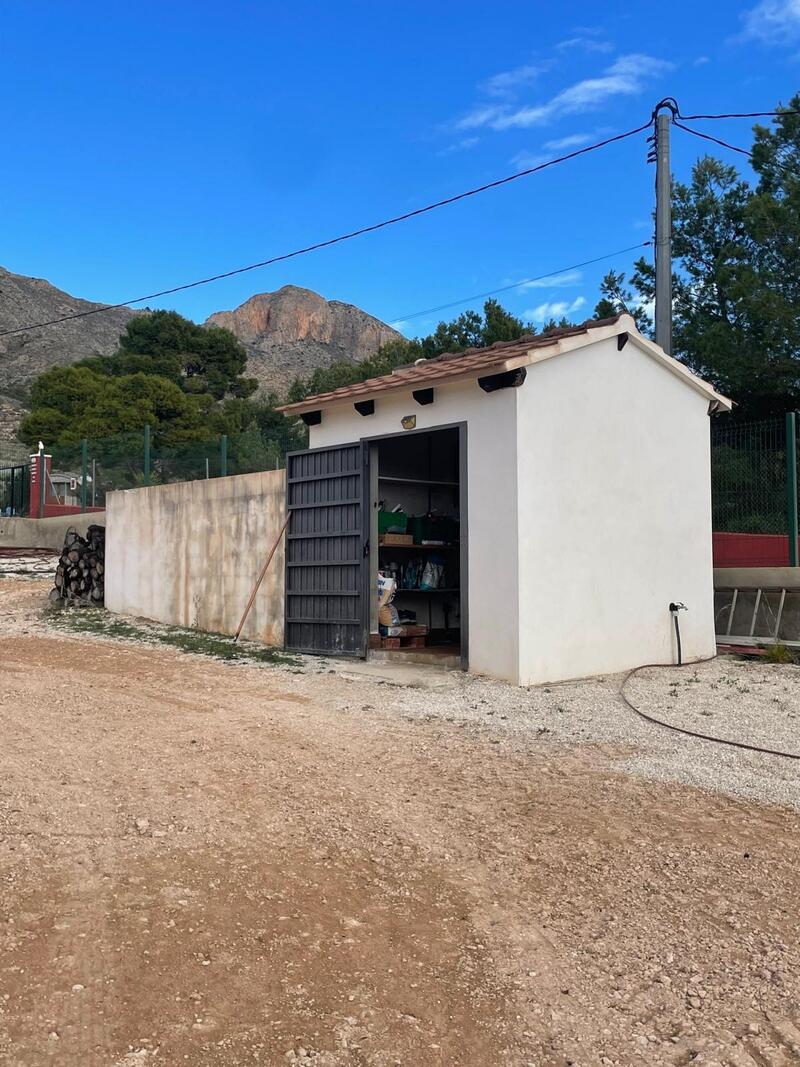4 bedroom Country House for sale