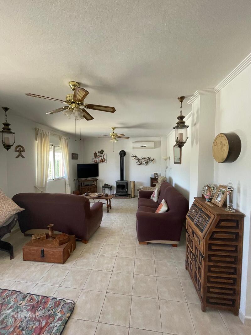 4 bedroom Villa for sale 4 bedroom Villa for sale