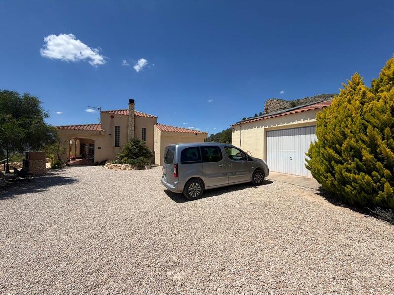 3 bedroom Villa for sale 3 bedroom Villa for sale